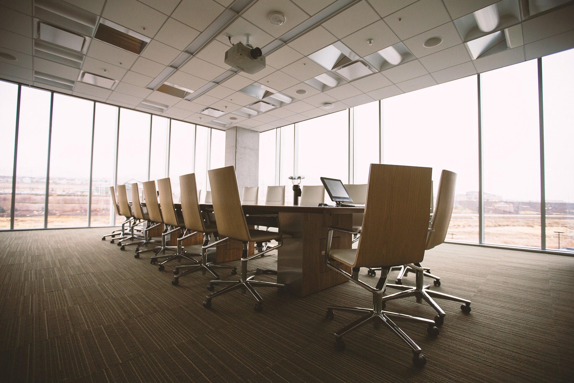 conference-room-768441_1920 conference-room-768441_1920